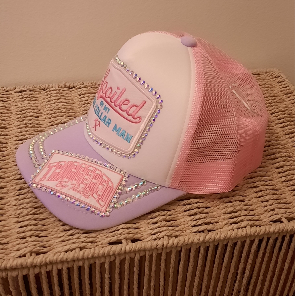 New! One-of-a-kind Snapback Trucker Hat